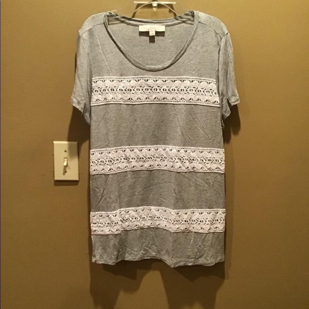 LOFT T-Shirt